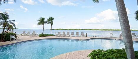 Outdoor pool, a heated pool