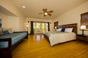 3 bedrooms, desk, iron/ironing board, free WiFi