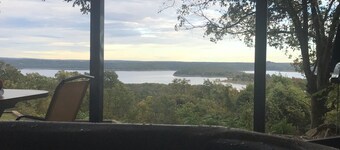 Great Views from the Nest at Tenkiller!