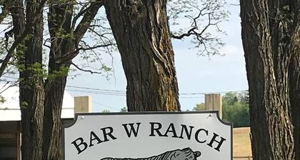 PET FRIENDLY Ranch Elämää kauniit näkymät lähellä paikallisia nähtävyyksiä / juhlat