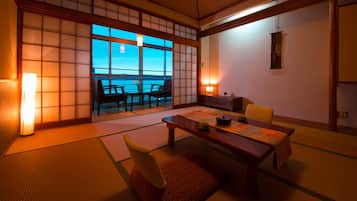 Habitación tradicional, para no fumadores (Modern Japanese Style for 6 People ) | Minibar, caja de seguridad en la habitación y wifi gratis