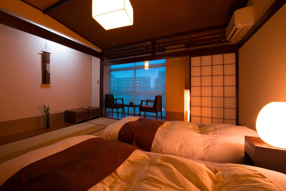 Tvåbäddsrum - icke-rökare (10 tatami, Low Bed ) | Minibar, värdeförvaringsskåp på rummet och gratis wi-fi
