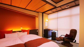Twin Room, Non Smoking, Town View | Minibar, in-room safe, free WiFi
