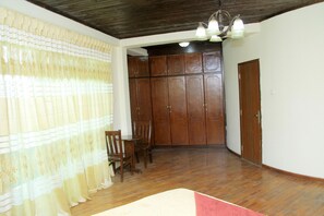 Superior Double Room, 1 King Bed | Room amenity