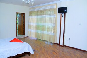 Deluxe Double Room, 1 Queen Bed | Room amenity - Tseder Pension (Addis Ababa)