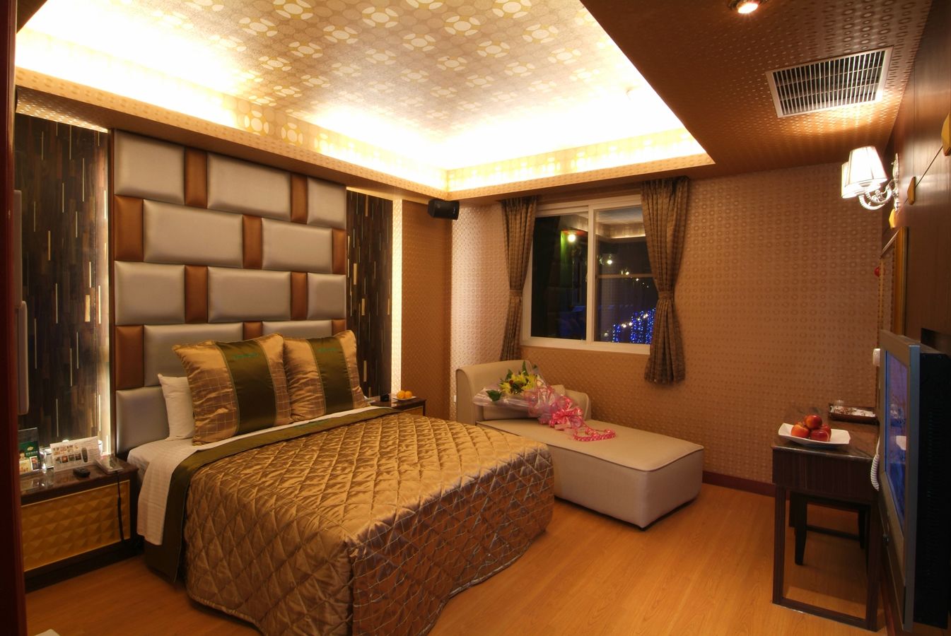 Habitación clásica doble | 1 dormitorio, escritorio, cortinas opacas y sistema de insonorización