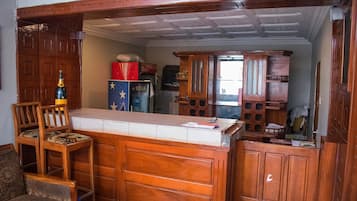 Bar (in der Unterkunft)