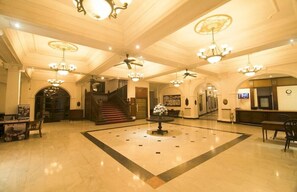 Lobby - Queens Hotel (Kandy)