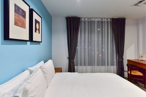 华丽双人房 | 迷你吧（备有免费物品）、遮光窗帘、免费 WiFi