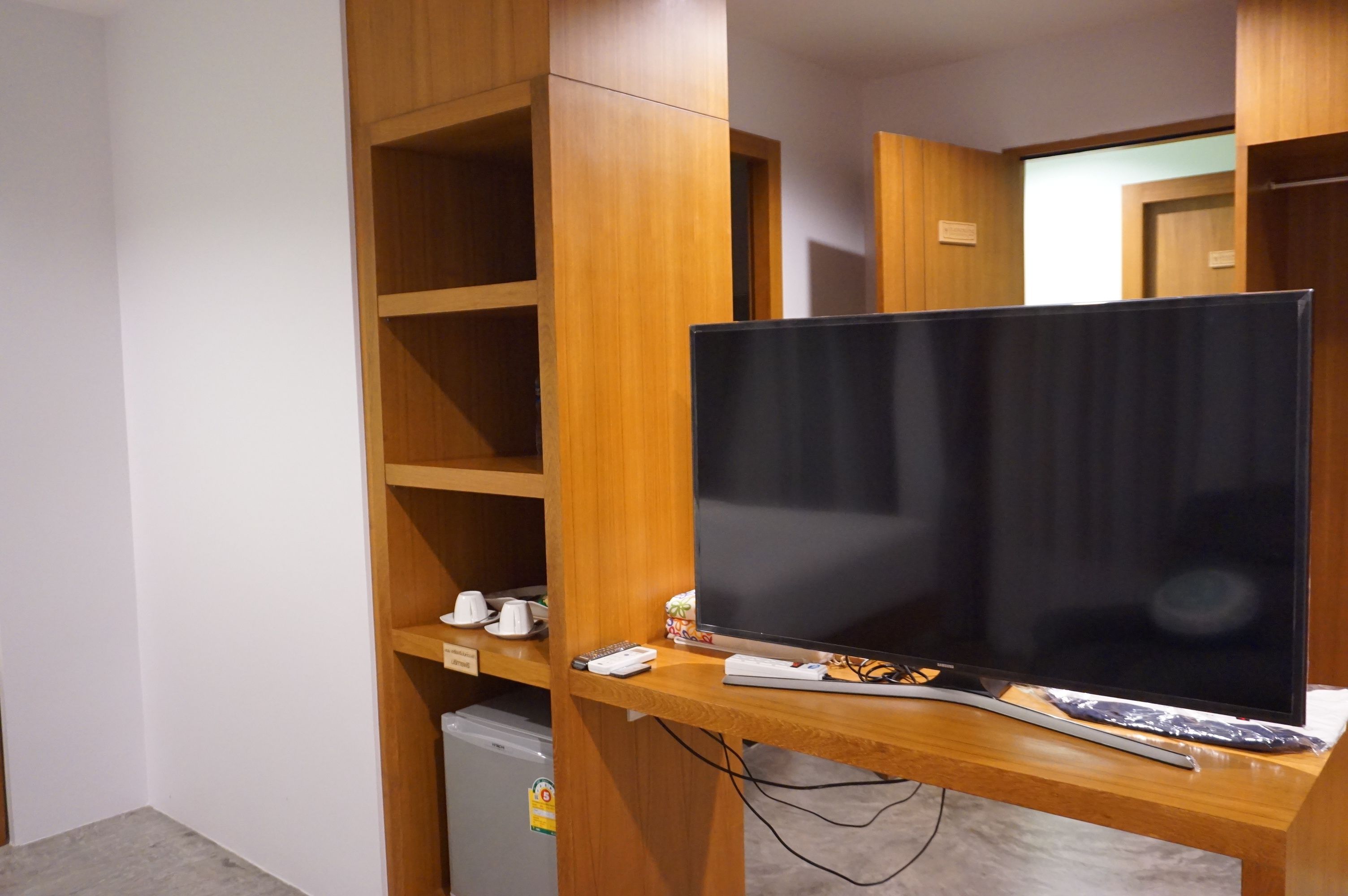 deluxe double room | free minibar, blackout curtains, free wifi