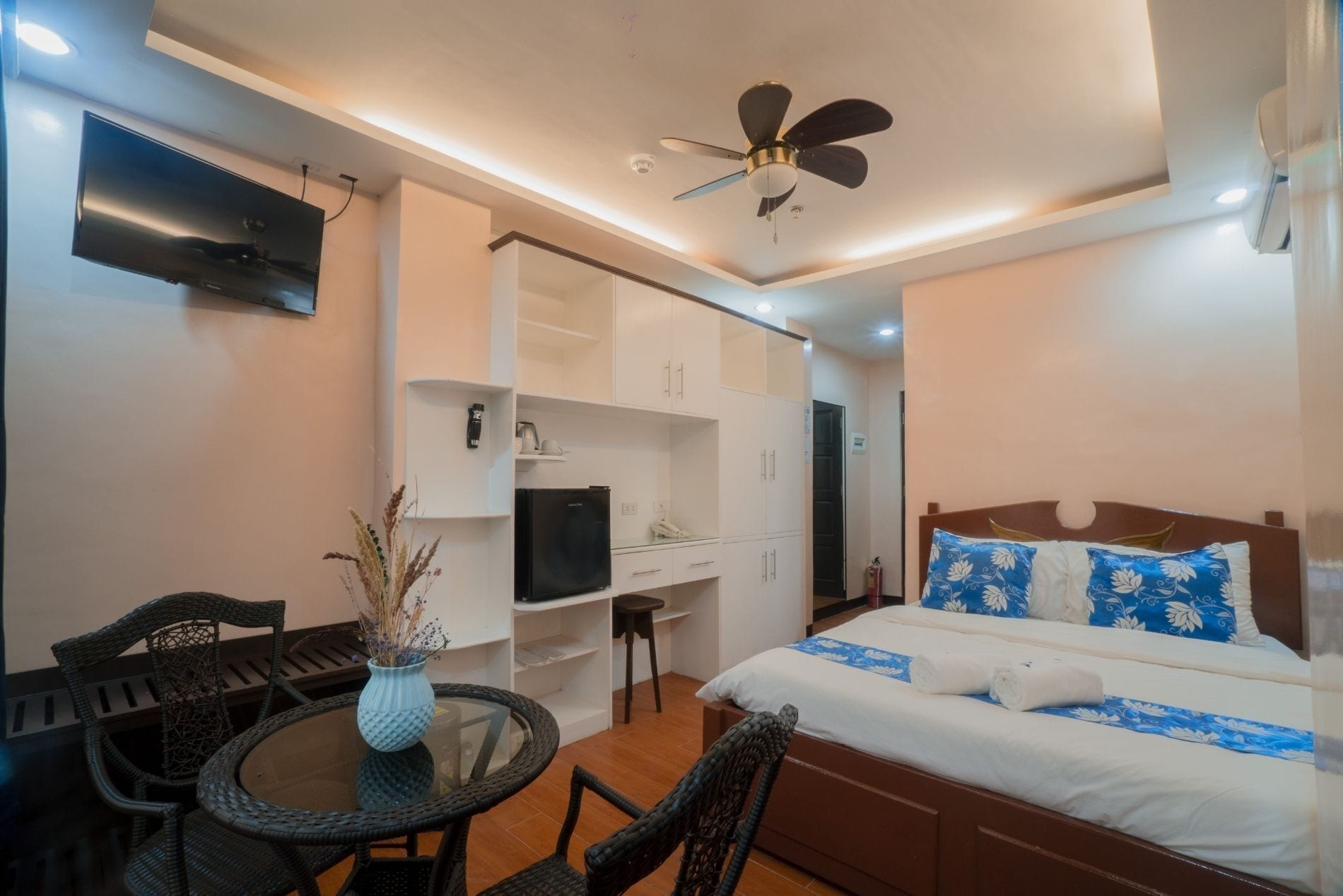 bayview premier | 1 bedroom, premium bedding, minibar, in-room safe