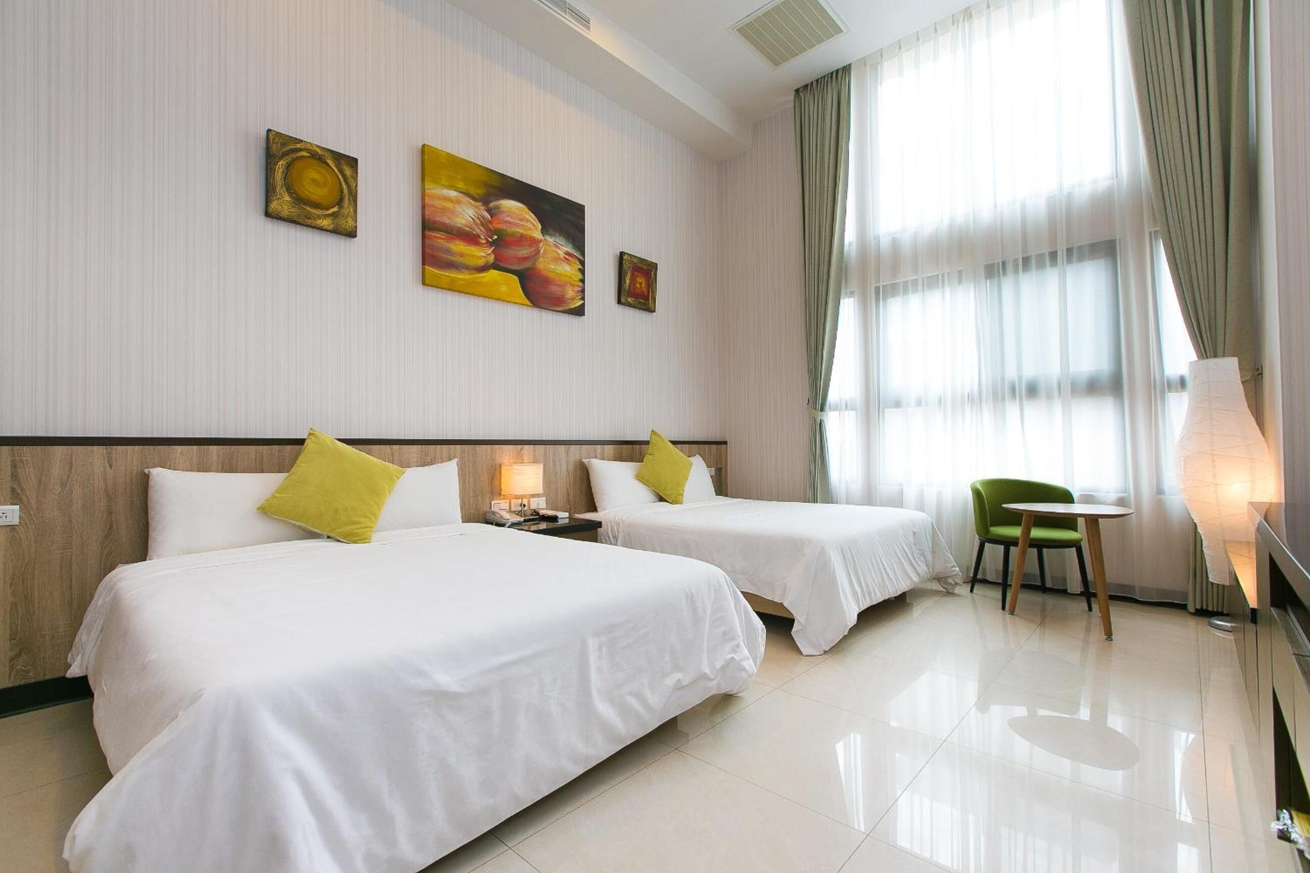 desk, blackout curtains, free wifi, bed sheets