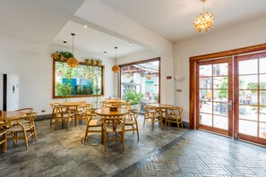 Colazione a buffet, servita tutte le mattine (20.00 CNY a persona)