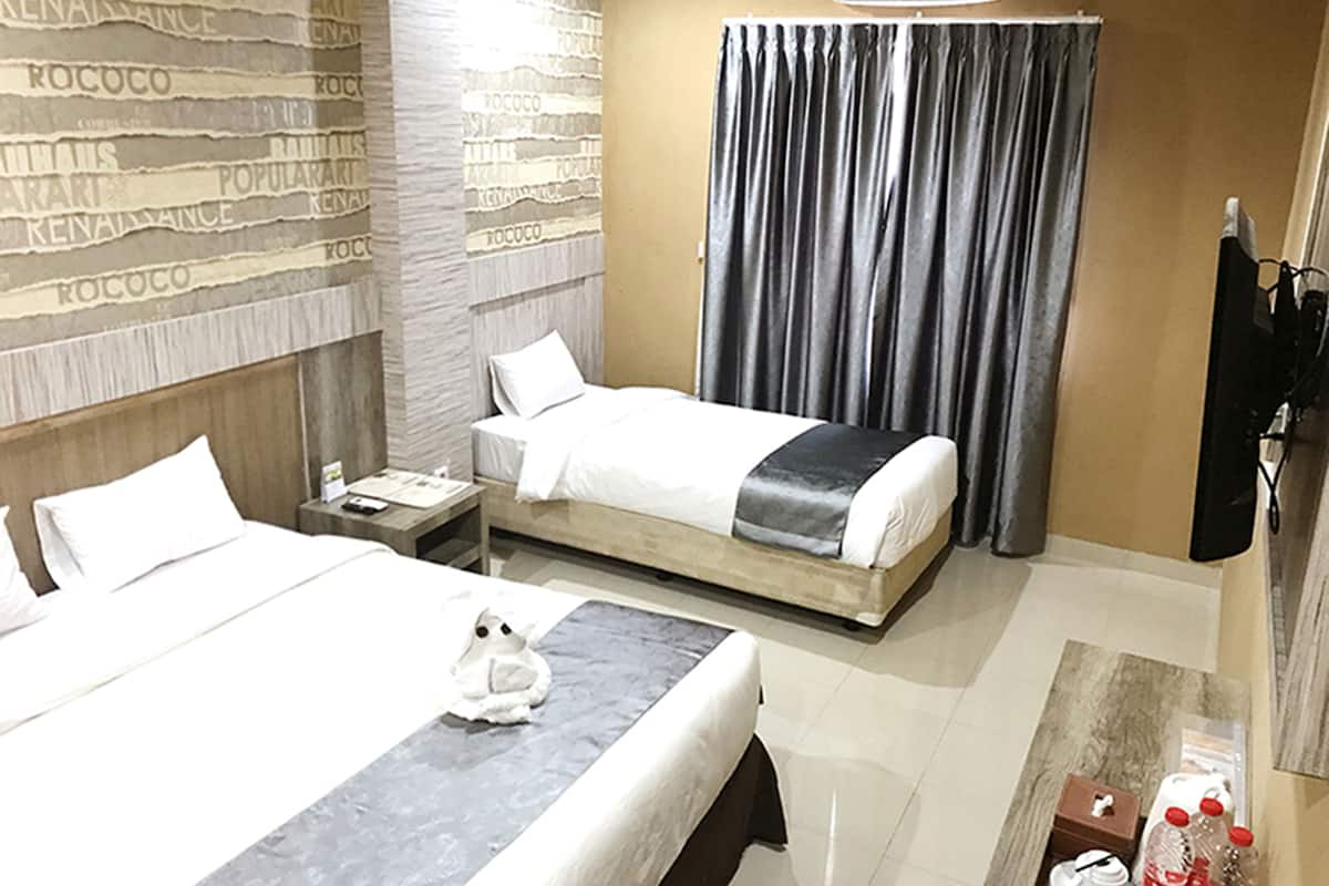 Rollaway beds (surcharge), WiFi (free)