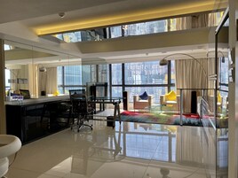 Televisión LCD 49 pulgadas con canales de televisión por cable