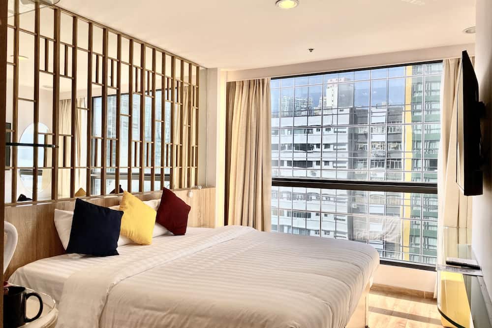 IW Hotel