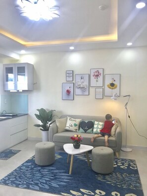 Standard Studio, 1 Bedroom, Kitchen, Beachfront | 2 bedrooms, desk, iron/ironing board, free WiFi