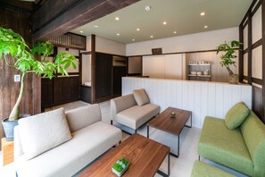Lounge - Saik (Kanazawa)