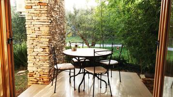 Superior-Apartment, 1 Schlafzimmer, Terrasse | Terrasse/Patio