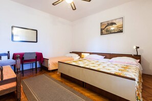 1 Schlafzimmer, Bügeleisen/Bügelbrett, Internetzugang, Bettwäsche