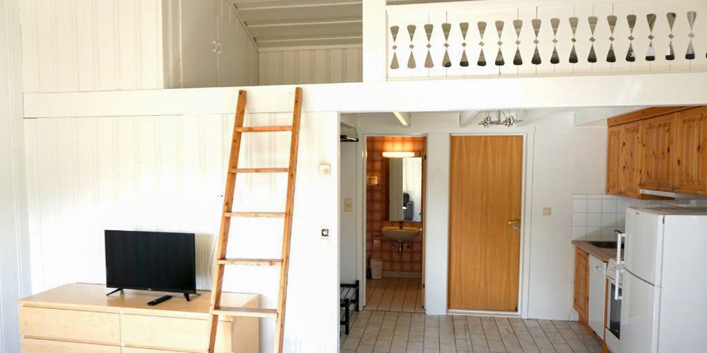 基础公寓, 2 间卧室 | 起居区