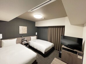 Desk, free WiFi, bed sheets - Hotel Route Inn Osaka Takaishi Hagoromo Ekimae (Takaishi)