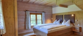 Ferienwohnung Katharina, 44 qm, 2 Schlafzimmer, 4 Betten und Kinderbetten, Nichtraucher