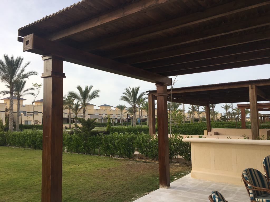 Biệt thự tiện nghi đơn giản, 4 phòng ngủ | Hiên