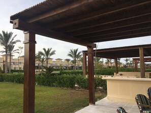 Villa Confort, 4 chambres | Terrasse/Patio