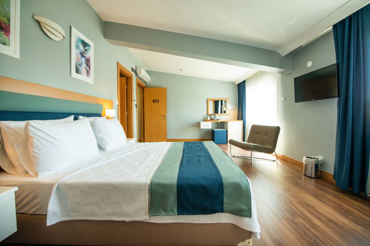 Deluxe Loft