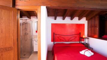 Standard-Doppelzimmer | Schallisolierte Zimmer, Bettwäsche