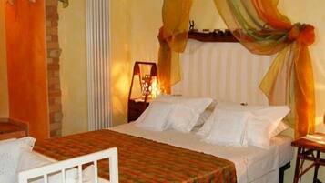 Double or Twin Room, Garden View | Desk, iron/ironing board, free WiFi, bed sheets