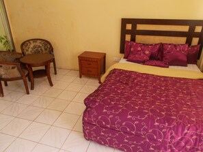 Economy-Doppelzimmer, Gemeinschaftsbad