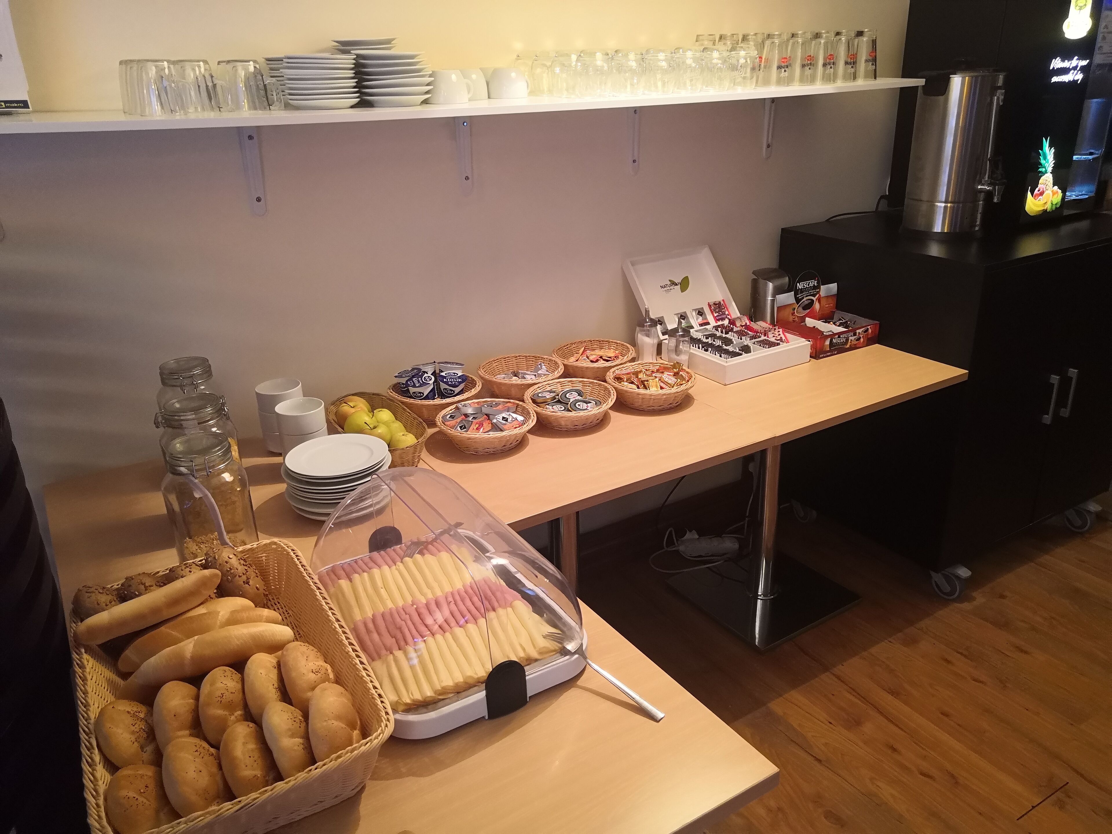 包含每日欧式早餐