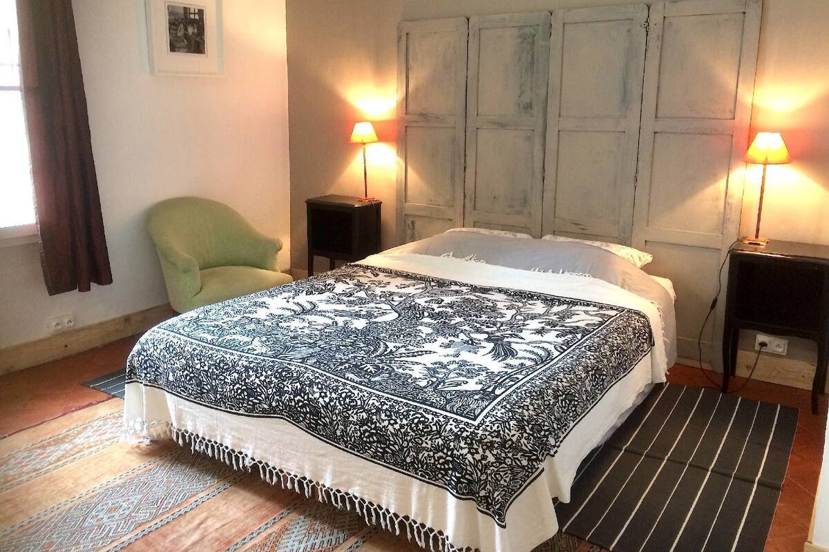 Doppelzimmer, Poolblick (Flocon) | Verdunkelungsvorhänge, schallisolierte Zimmer, Bügeleisen/Bügelbrett