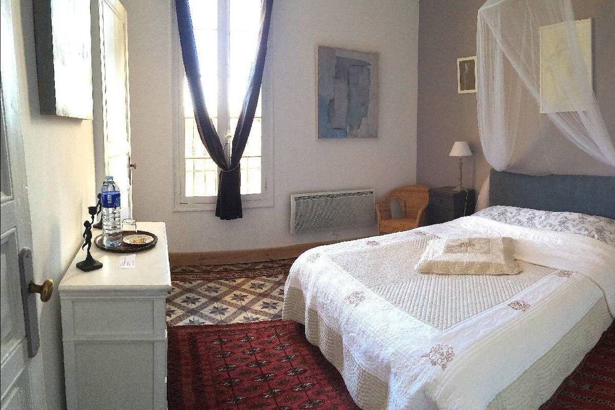 Doppelzimmer, Poolblick (Cocon) | Verdunkelungsvorhänge, schallisolierte Zimmer, Bügeleisen/Bügelbrett