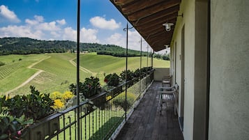 ํ
๋ผ์ค/ํํฐ์ค