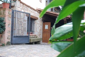 Entrée de l’hébergement