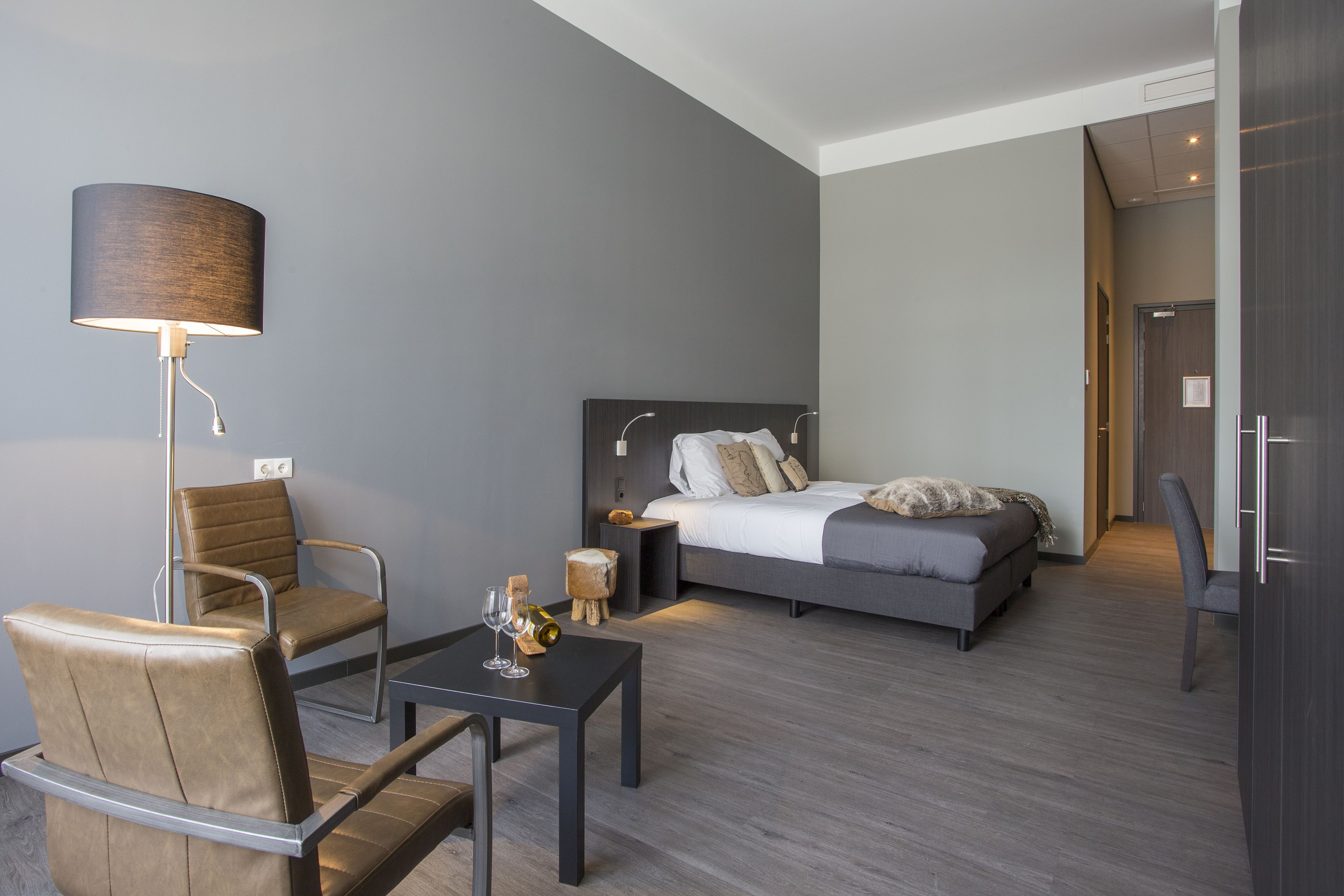 superior room | 1 bedroom, premium bedding, minibar, in-room safe