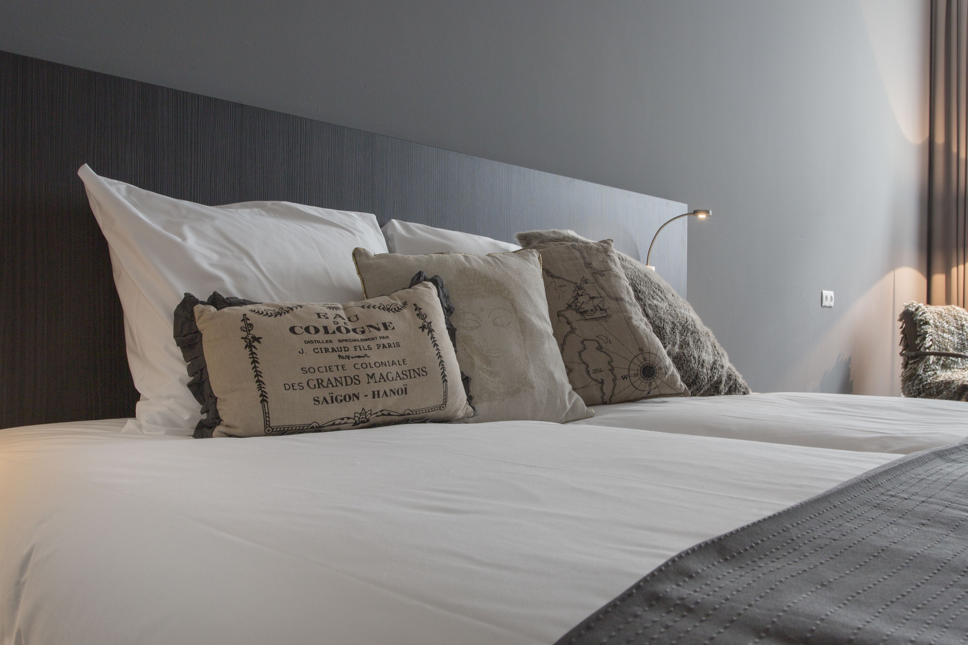 deluxe room | 1 bedroom, premium bedding, minibar, in-room safe