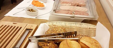 Daily buffet breakfast (EUR 15 per person)
