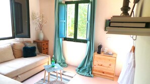 Deluxe Room | Free cribs/infant beds, free WiFi, bed sheets - Casa del fonte (Corinaldo)