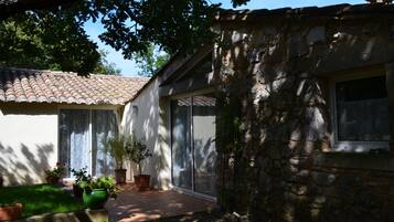 Phòng đôi tiện nghi đơn giản, 1 giường đôi | Quang cảnh từ phòng