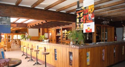 Village Club Yravals