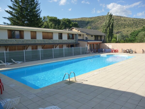 Seasonal outdoor pool