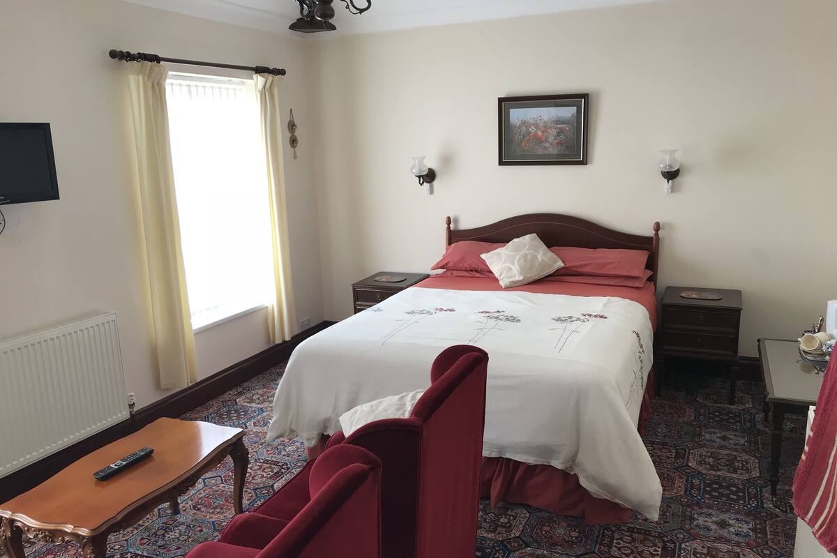 Iron/ironing board (on request), free WiFi, bed sheets