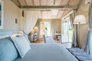 Frette Italian sheets, premium bedding, down duvets, pillow-top beds