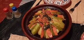包每日自助早餐