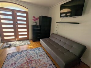 Rumah Comfort | 2 kamar tidur, tempat tidur Select Comfort, dan didekorasi berbeda-beda