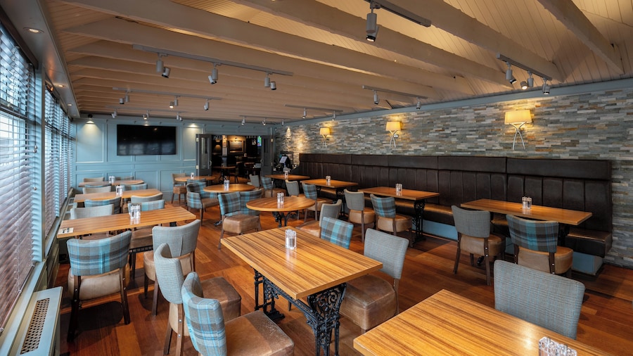 The Dutch Mill Hotel